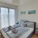 Silver Delux